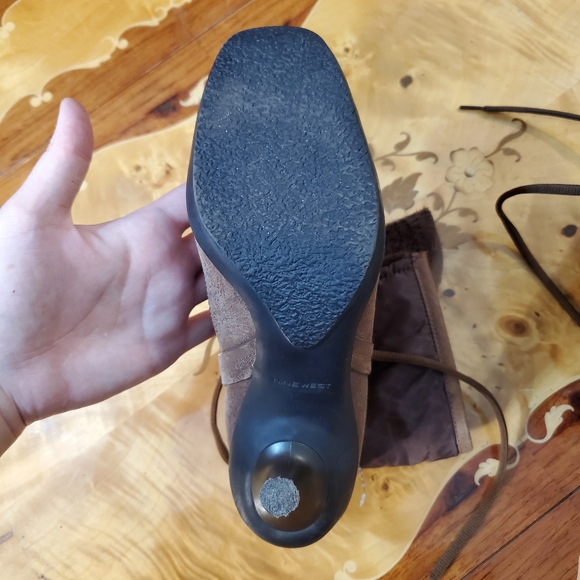 Nine West Vintage Y2K Styled Fall High Heel Bootie - Picture 10 of 11